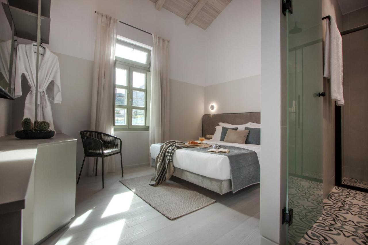 Octavia Rooms Corinth Exterior foto