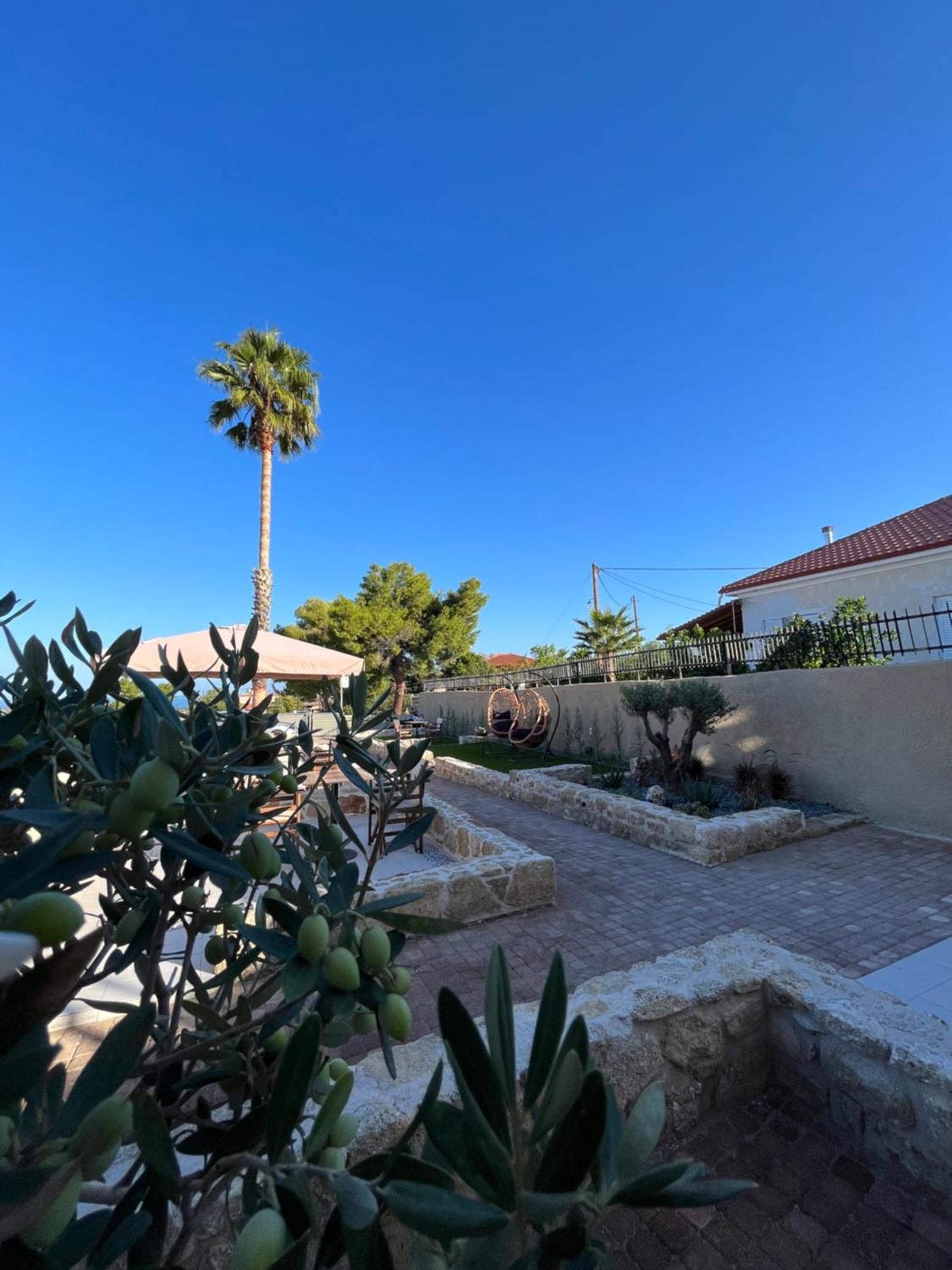 Octavia Rooms Corinth Exterior foto