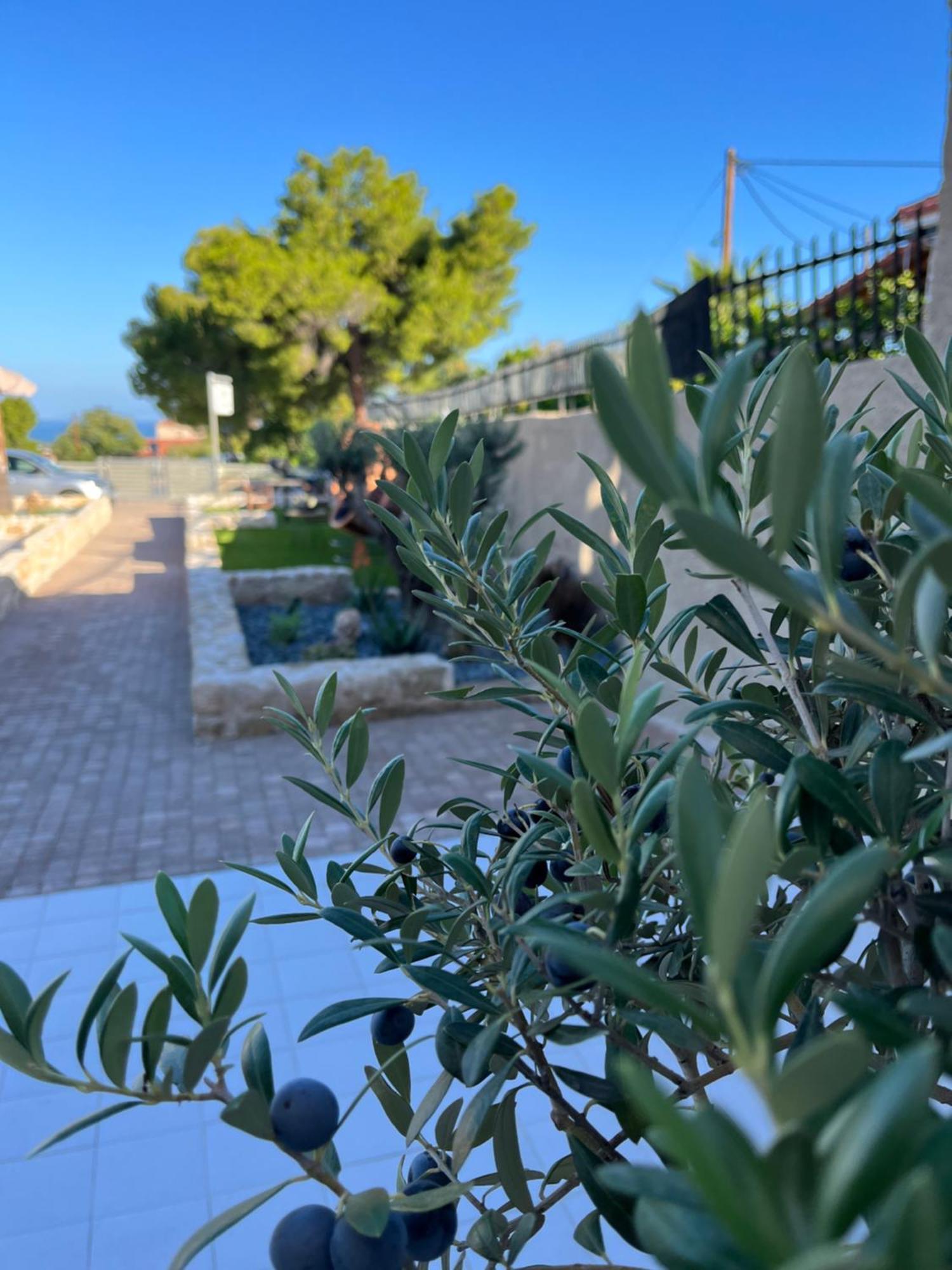Octavia Rooms Corinth Exterior foto